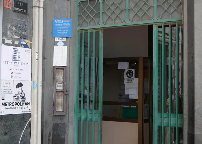 Attico Partenope Napoli, stazione